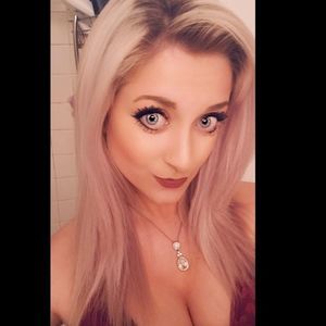 Meet your Posher, Briana